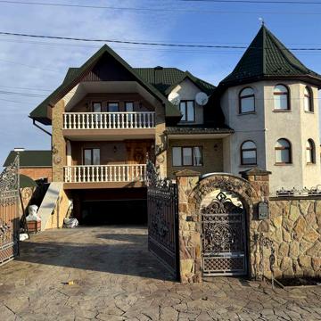 Продається будинок м. Чортків Тернопільська область