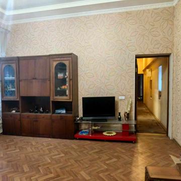 Продам 2к квартиру в районе центрального рынка Озерка.