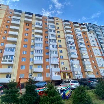 Гайдамацька вул. (Марфи Струтинської), 13Б
