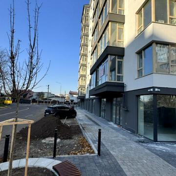 Миру вул., 58