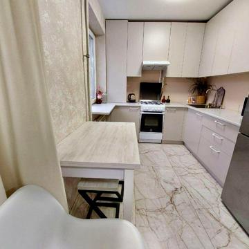 Продам 1к квартиру пр. Александра Поля