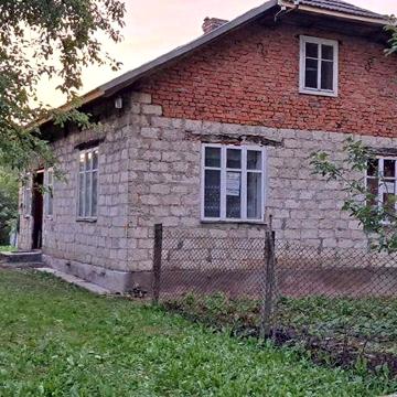 Продається будинов