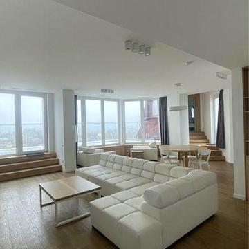 Продам 3х ком квартиру в ЖК Ренессанс! Терраса! Пер. Ониловой ЖК Ренессанс