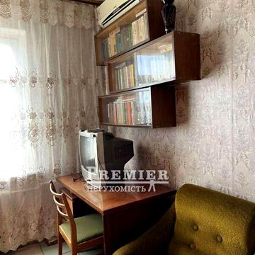 Продаж 2к Квартира вул. Якова Бреуса