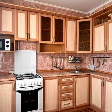 Сдам   3 кiмнатну квартиру  вул Котляревського 34   7/9 пан дома
