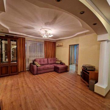 Продам 3-х кімнатну квартиру