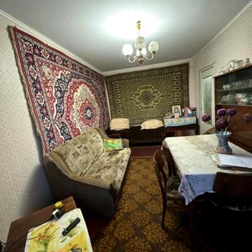 Продам 2-х кімнатну квартиру на 3- му мікрорайоні