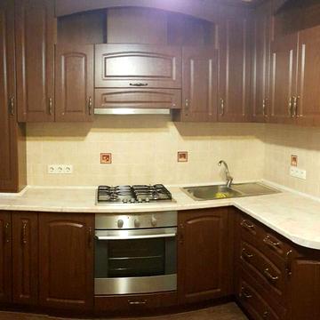 Продам 1 комнатную быстро возле метро