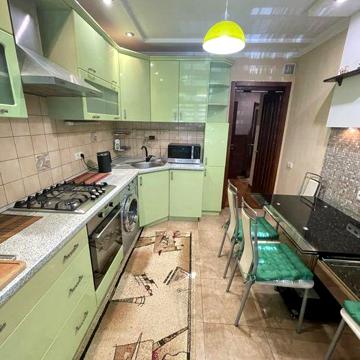 Сдам 1-комн.кв. Заводская Набержная, Максима Дия, Метростроевская, 14.