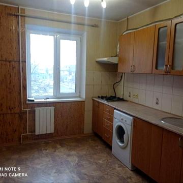 Оріхуватська вул., 10