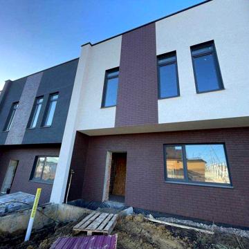 Продаж таунхаусів в масиві Дендропарк