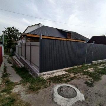 Продається  частина будинку,район Осташівка