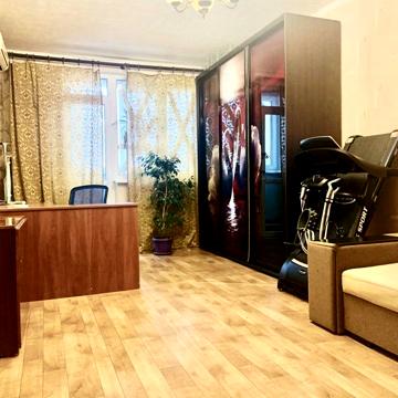 Амосова вул. (Корчагінців), 25