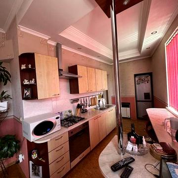 Продаж 3 кімнатна квартира в центрі