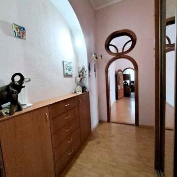 Терміново продам 3-и к/к 70 м2 в центрі по вул.Чміленка.
