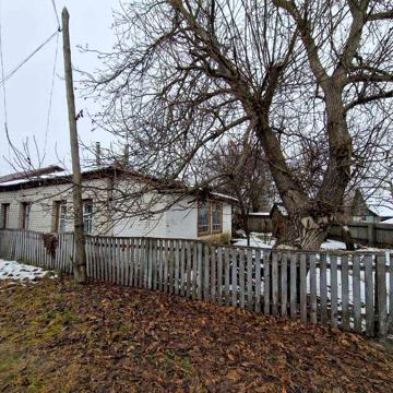 Частина будинку в  м. Мена
