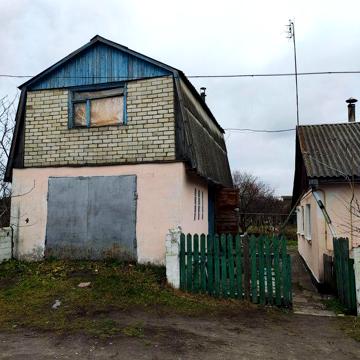 Продам будинок 123м2, 6 кімнат, 2 кухні, індивідуальне опалення.
