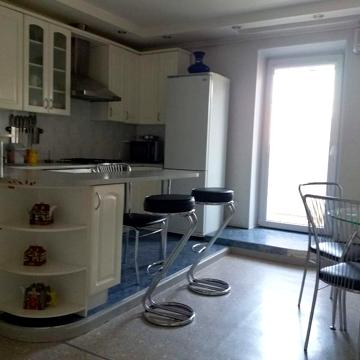 Культури вул., 7