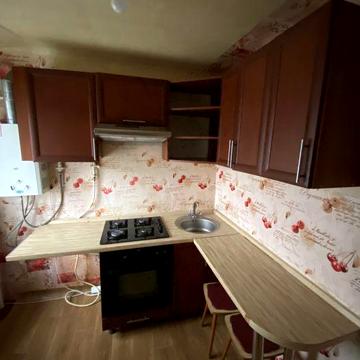 Продам 1к квартира в центре Новомосковска Самар