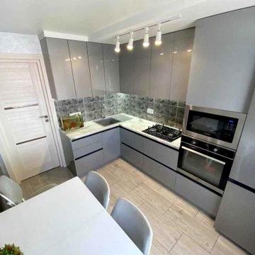 Продам 3к квартиру Ж/М Левобережный, Мира, Караван