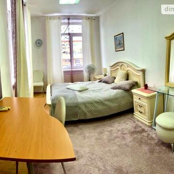 Довгострокова оренда 5к Квартира Польова вулиця