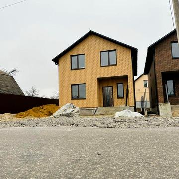 Двоповерховий Будинок з центральними 5 хв Центр міста