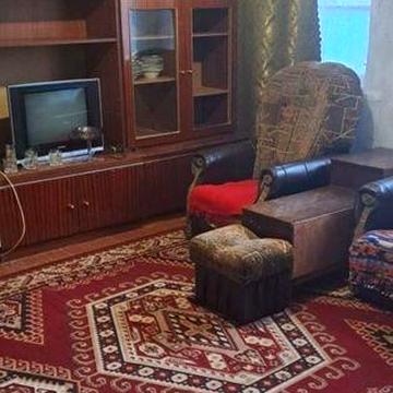 Продається комунальна квартира в районі Порт