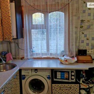 Продаж 3к Дім