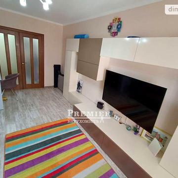 Продаж 3к Квартира вул. Євгена Чикаленка