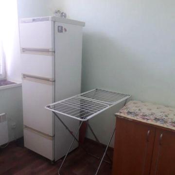 Продам квартиру на Полтавской в доме где авто 2000