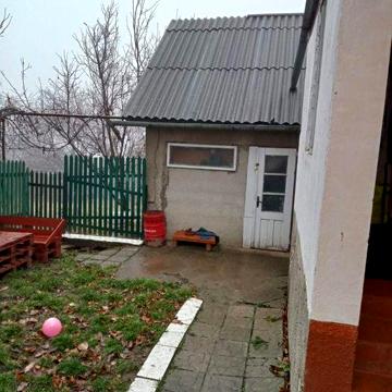 Будинок  в глибоці