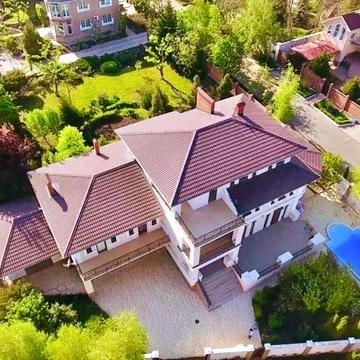 Небесної Сотні просп. (Маршала Жукова)