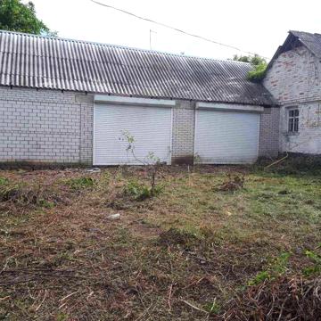 Будинок 53 м², гараж 110 м², 0,61 га в селі Піківець (Уманський район)