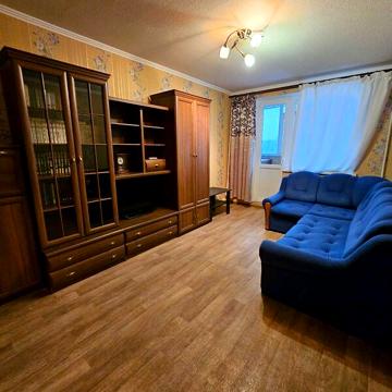 Довгострокова оренда 1к Квартира Енвера Ахсарова вулиця