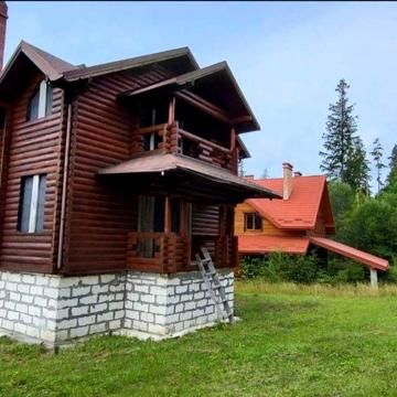 Недобудований будинок в Карпатах. Сколівський р-н.