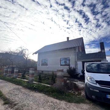 Будинок в Загвізді