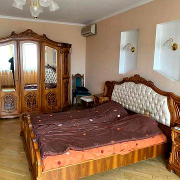 Продаж 3-х кім.125 кв.м В.Івасюка 12г