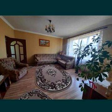Продаж двох окремих будинків в м.Хуст