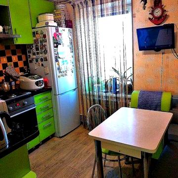 Продам 2 кім кв в м Дергачі