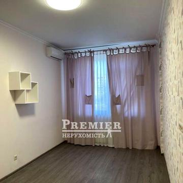 Продаж 3к Квартира вулиця Перлина ЖК Третья жемчужина