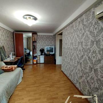 Продаж 2к квартири вул. Кутузова ( 1 Шевченківський)