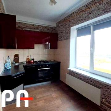 Продаж 3-кімнатної квартир на Пісках вул. Нагнибіди