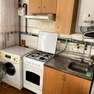 Продаж 3 кім вул Виговського