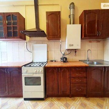 Довгострокова оренда 1к Квартира Хотинська вулиця