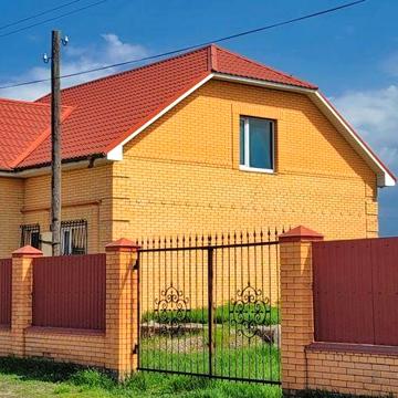 Продается дом на 2 входа двухетажный