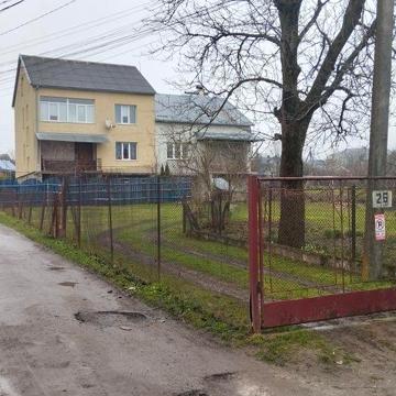 Продаж будинку в центрі Пустомит