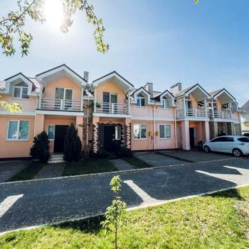 Продаж таунхаусу 125 м2 в с. Горенка (Пуща Водиця). Є газ!