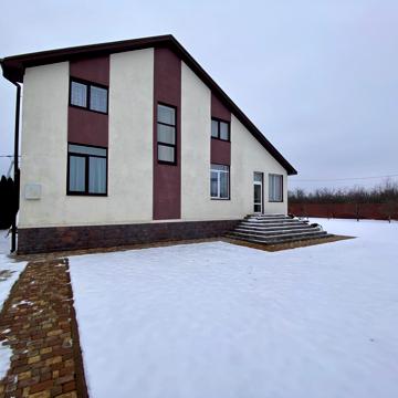 Молодіжна вул.