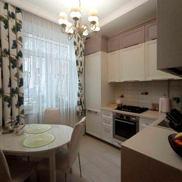 Продам 3х комн. квартиру Сталинка капремонт  Новый рынок