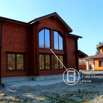 Продаж двох будинків в Микуличині